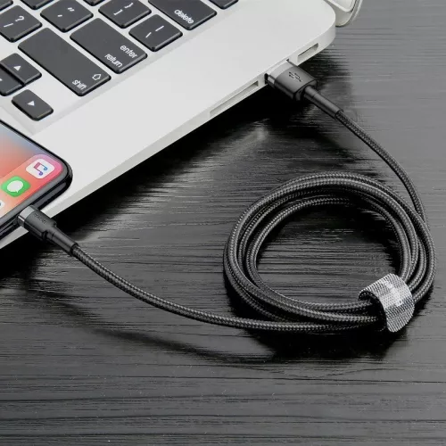 Baseus iPhone Lightning 2.4A kábel 1m fekete (CALKLF-BG1)