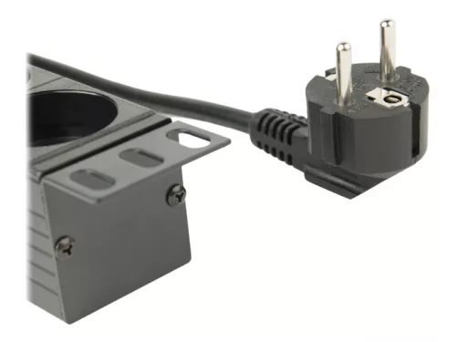 Gembird rack-be szerelhető hálózati elosztó 8 utas 3m (EG-PDU-014)