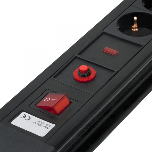 Delight 6-os elosztó túláram védelemmel fekete 3m (20249)