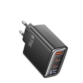   Toocki USB + 2db USB C 67W GaN gyorstöltő adapter (TCT67-XRB01)