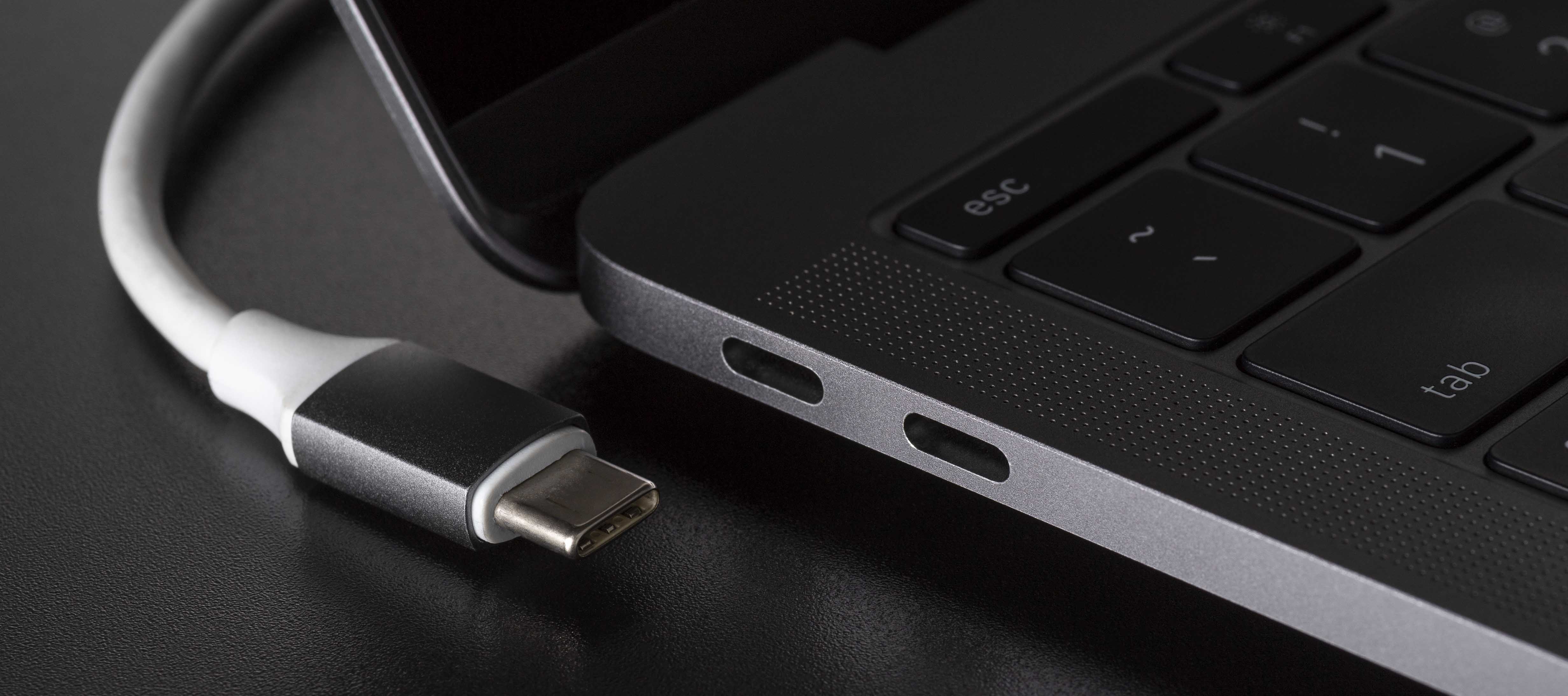 USB Type C kábel többféle típusban – ha haladna a korral